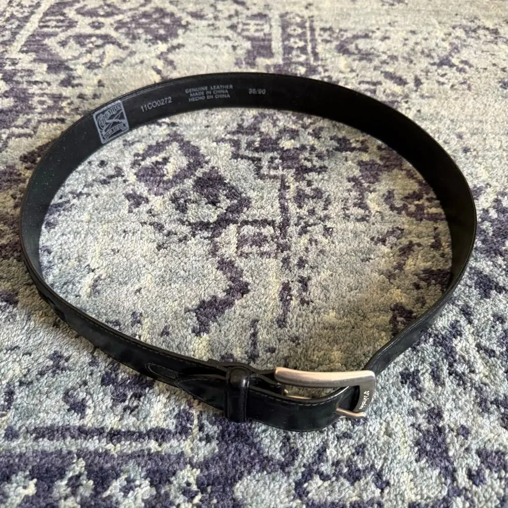 Columbia Genuine Leather Square Embossed Pattern with Braided Details Sz 36